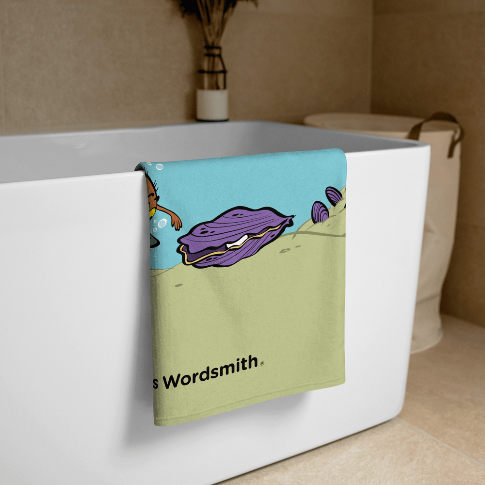Curious beach towel with oyster design