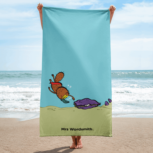 Curious beach towel with cartoon diver and clam